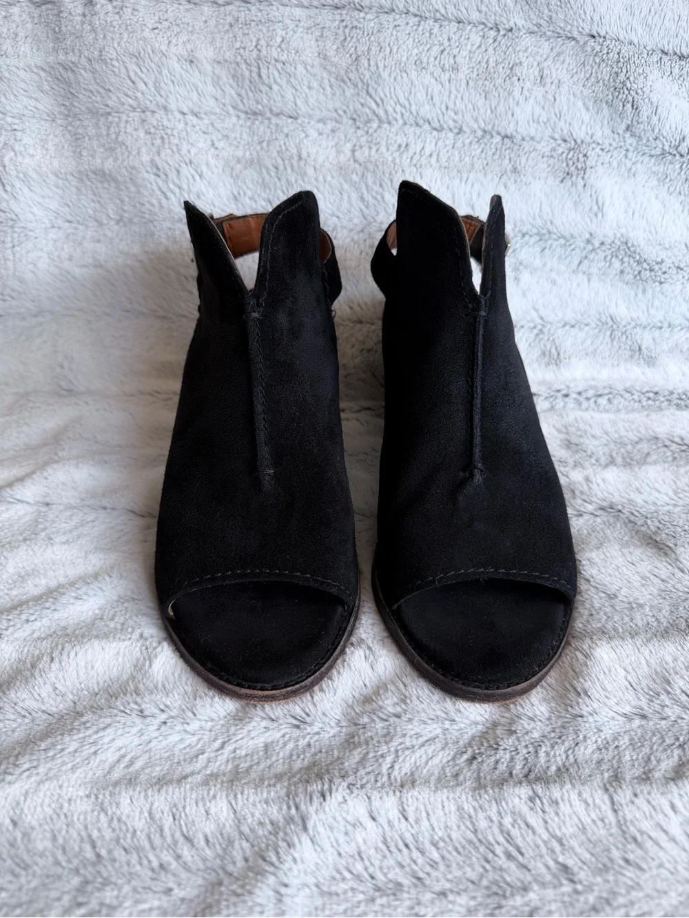 FRYE Courtney sling block heel sandal/ boot